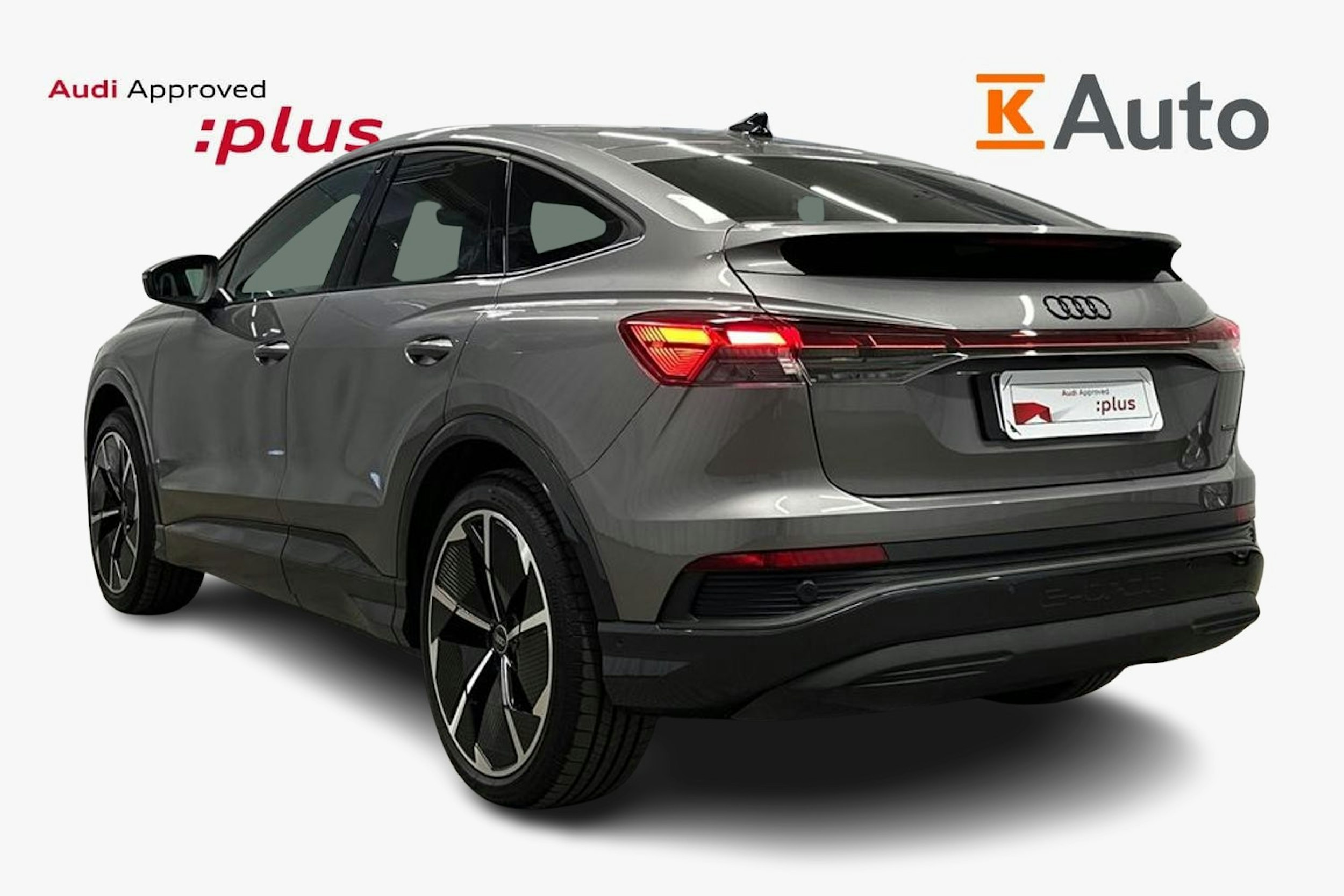 harmaa Audi Q4 e-tron 2025 kuva 2.