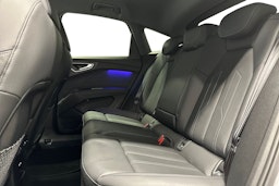 harmaa Audi Q4 e-tron 2025 kuva 10.