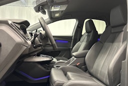 harmaa Audi Q4 e-tron 2025 kuva 13.