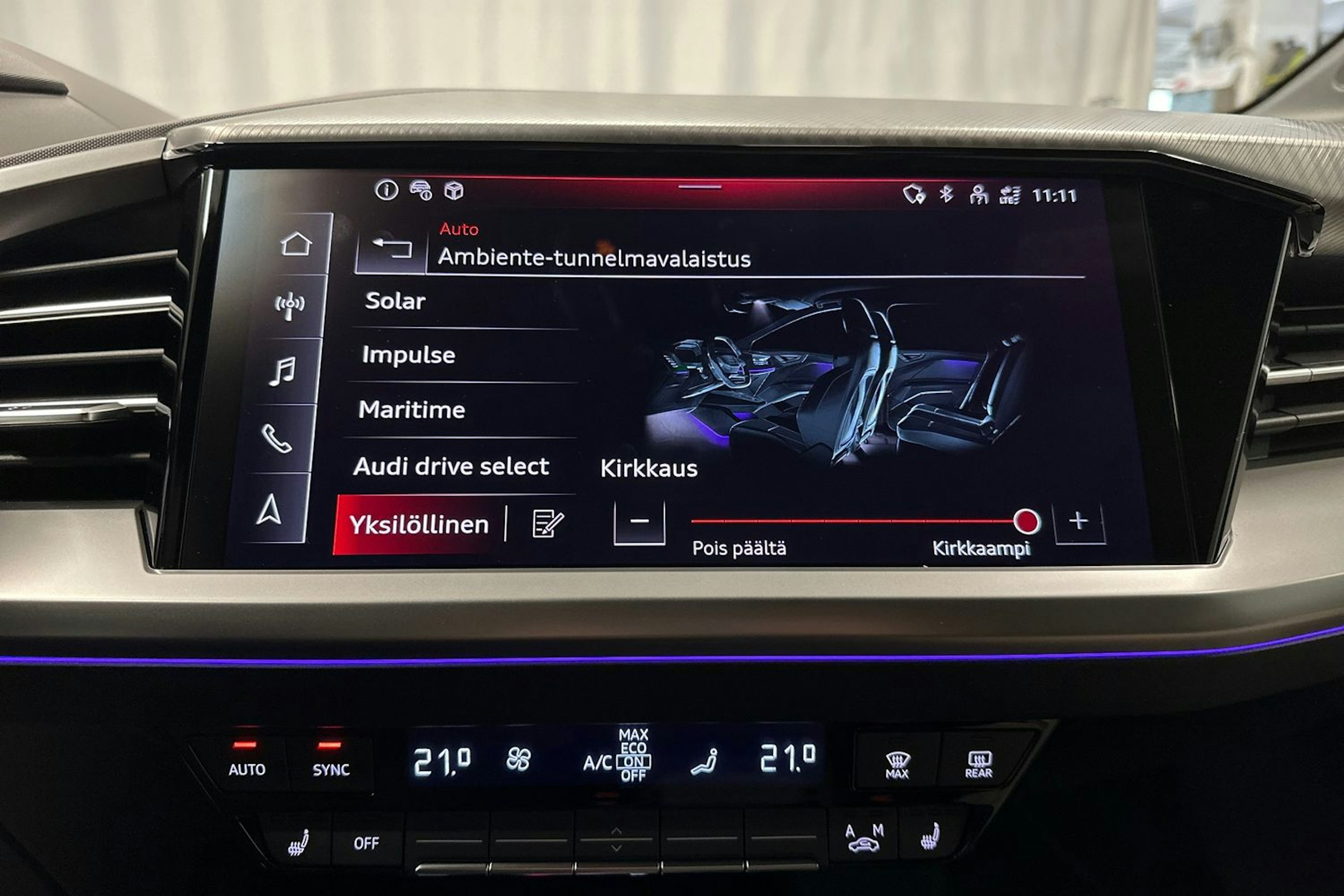 harmaa Audi Q4 e-tron 2025 kuva 23.