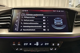 harmaa Audi Q4 e-tron 2025 kuva 25.