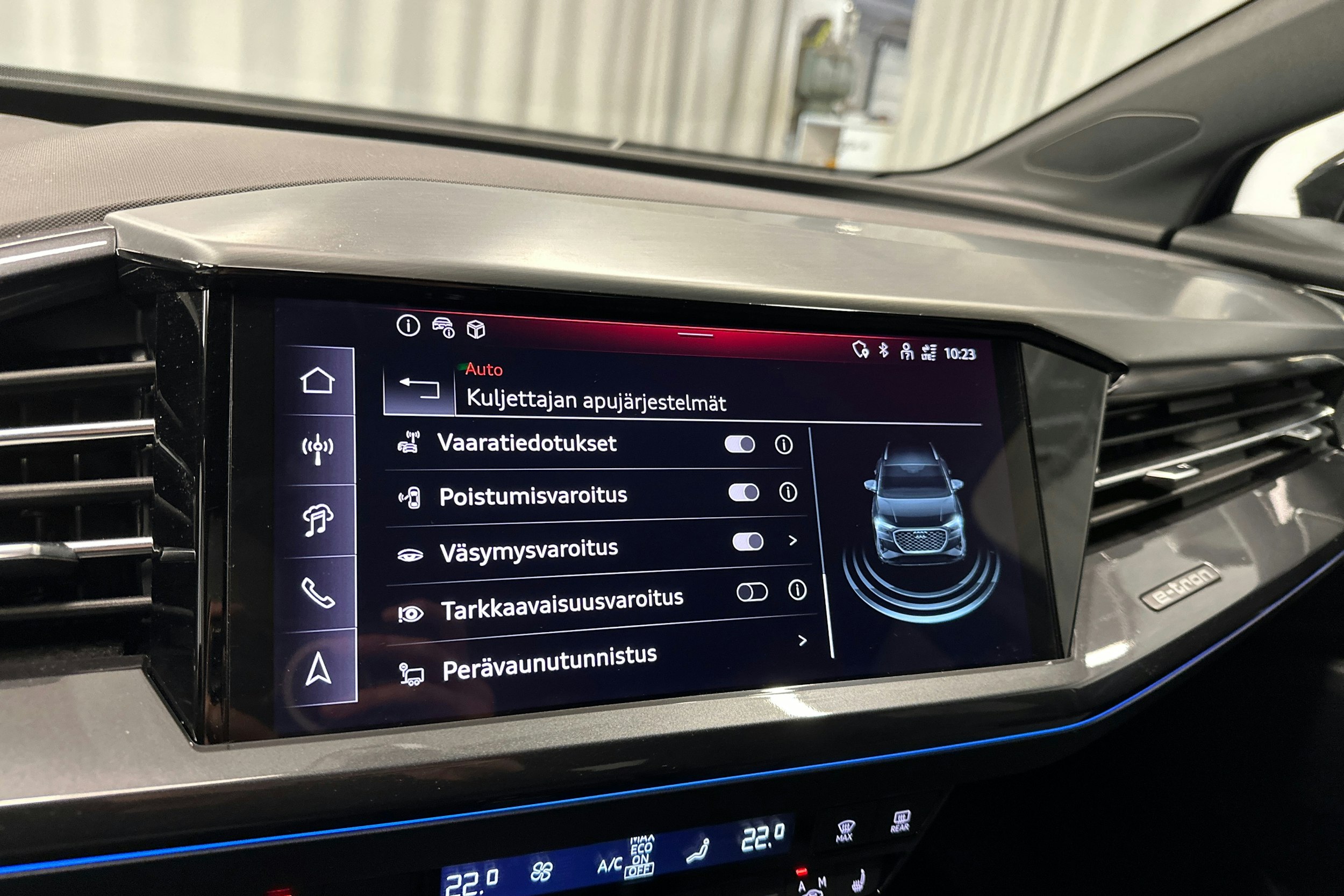 violetti Audi Q4 e-tron 2025 kuva 22.