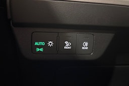 met. valkoinen Audi Q4 e-tron 2025 kuva 16.