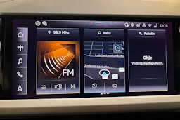 met. valkoinen Audi Q4 e-tron 2025 kuva 18.