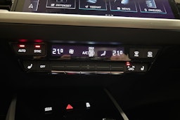met. valkoinen Audi Q4 e-tron 2025 kuva 22.