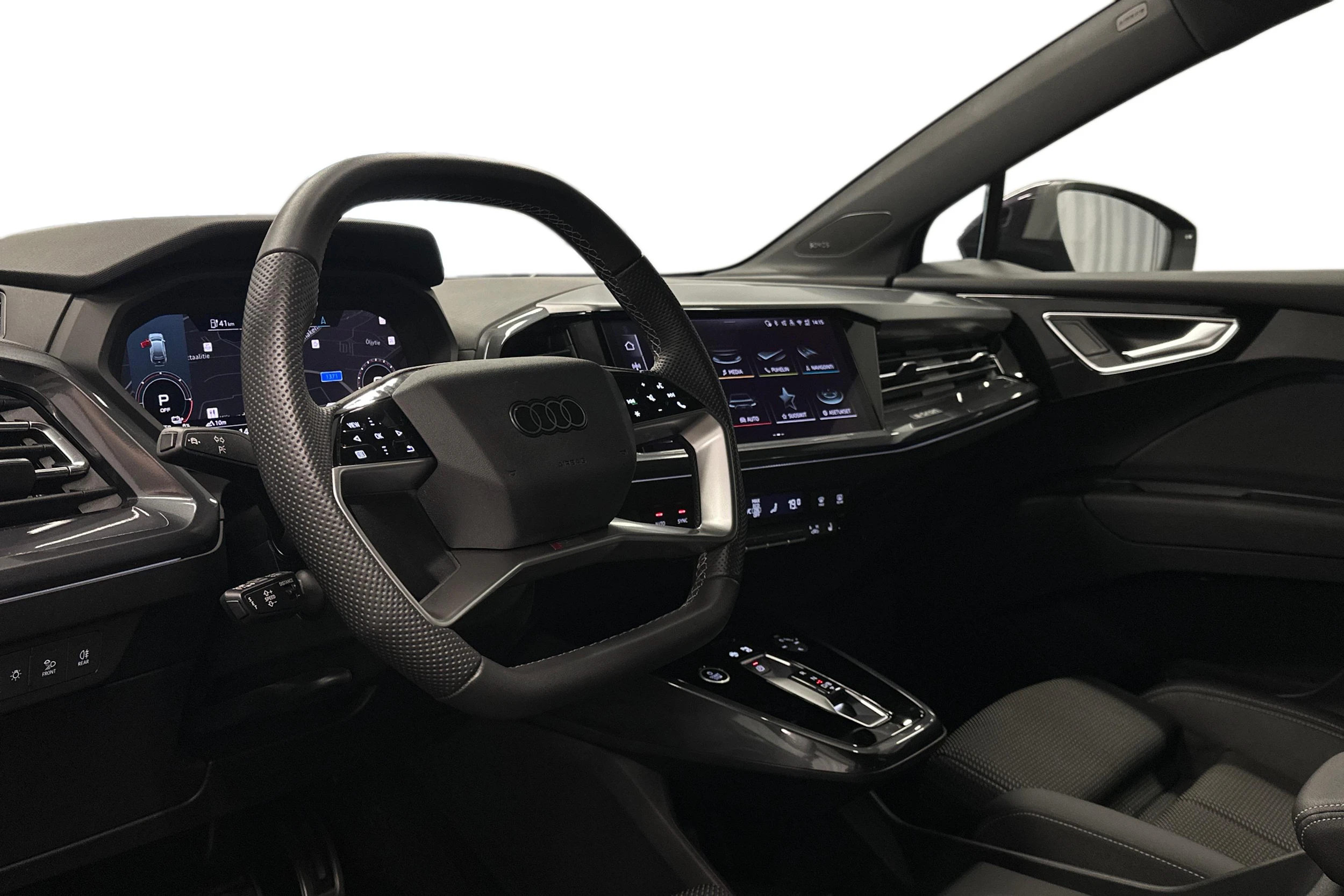 vihreä Audi Q4 e-tron 2025 kuva 6.