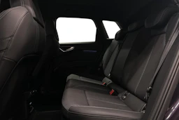 vihreä Audi Q4 e-tron 2025 kuva 8.