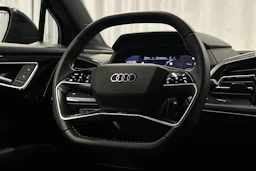 vihreä Audi Q4 e-tron 2025 kuva 15.