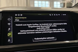 vihreä Audi Q4 e-tron 2025 kuva 21.
