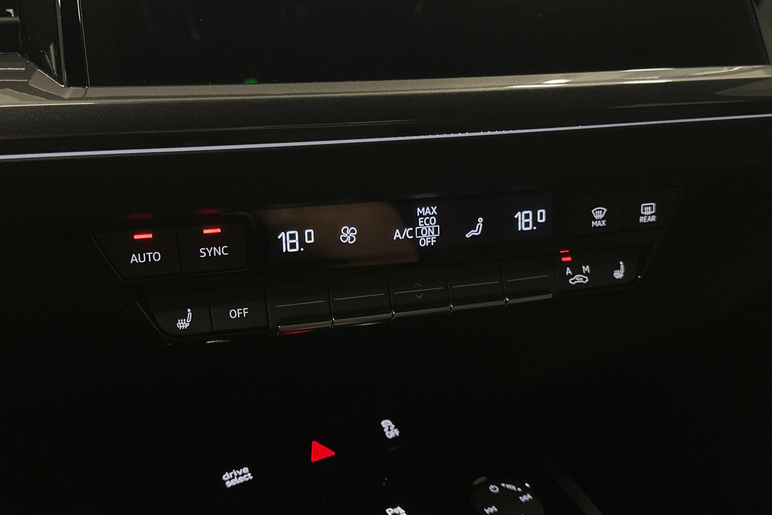 vihreä Audi Q4 e-tron 2025 kuva 26.