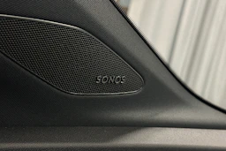 vihreä Audi Q4 e-tron 2025 kuva 28.