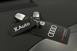 vihreä Audi Q4 e-tron 2025 kuva 29.