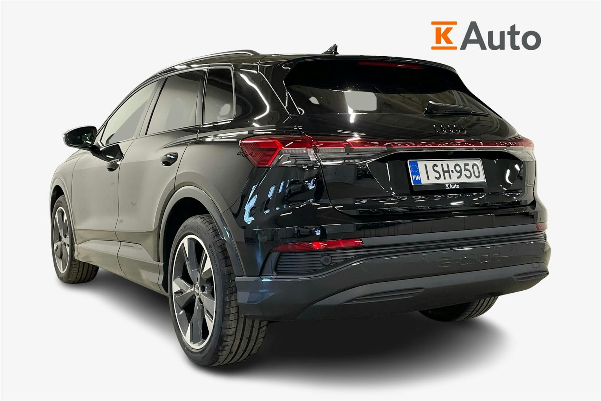 Musta Audi Q4 e-tron 2025 kuva 2.