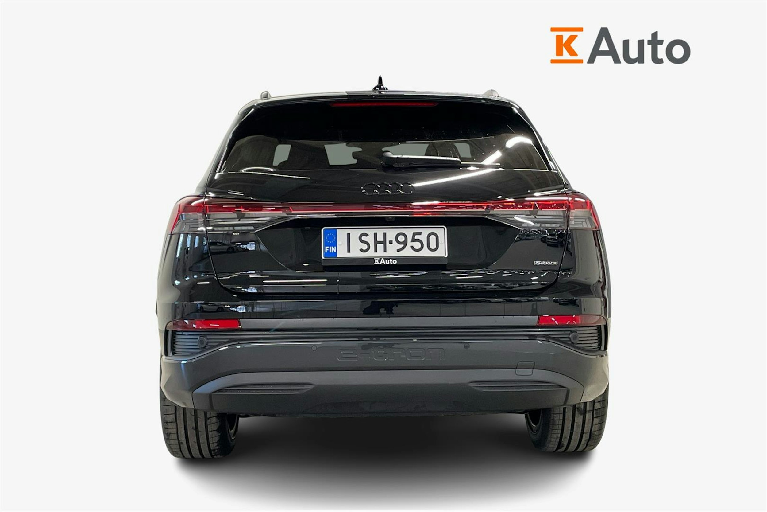 Musta Audi Q4 e-tron 2025 kuva 3.