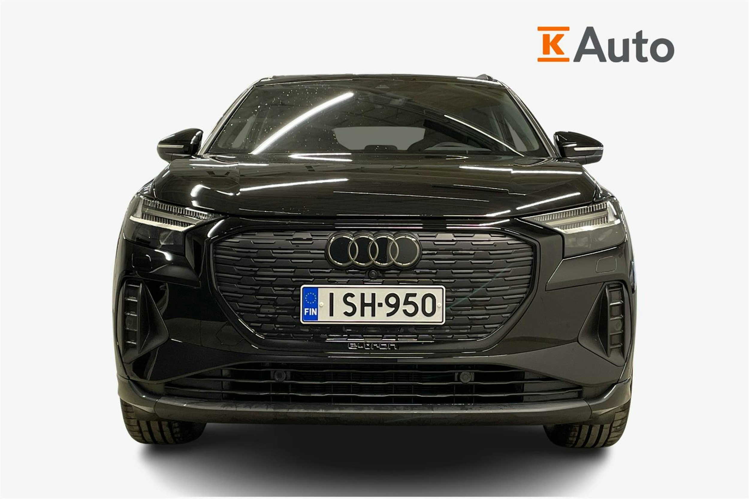 Musta Audi Q4 e-tron 2025 kuva 4.