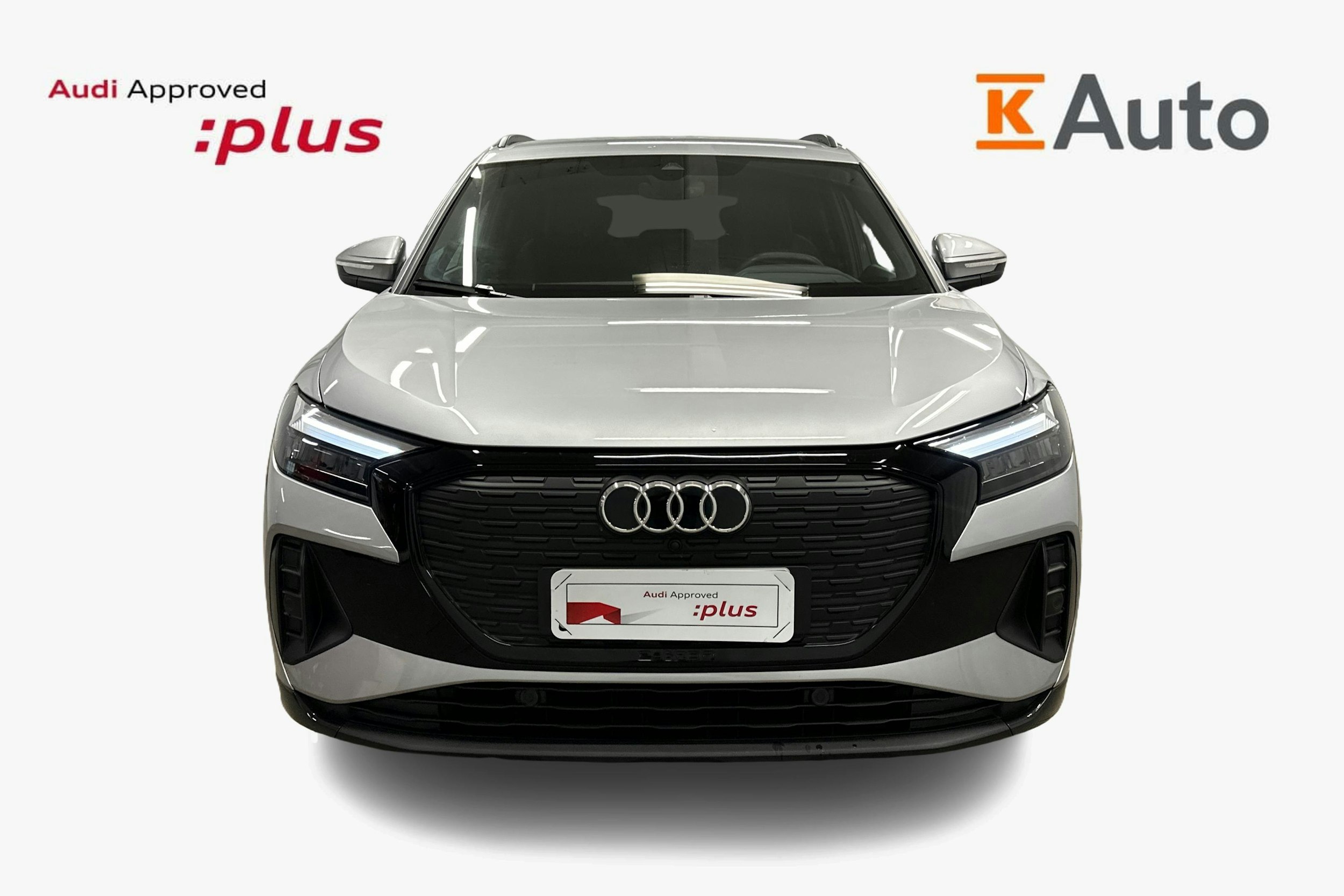 harmaa Audi Q4 e-tron 2025 kuva 5.