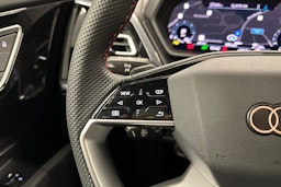 harmaa Audi Q4 e-tron 2025 kuva 13.