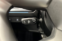 harmaa Audi Q4 e-tron 2025 kuva 15.