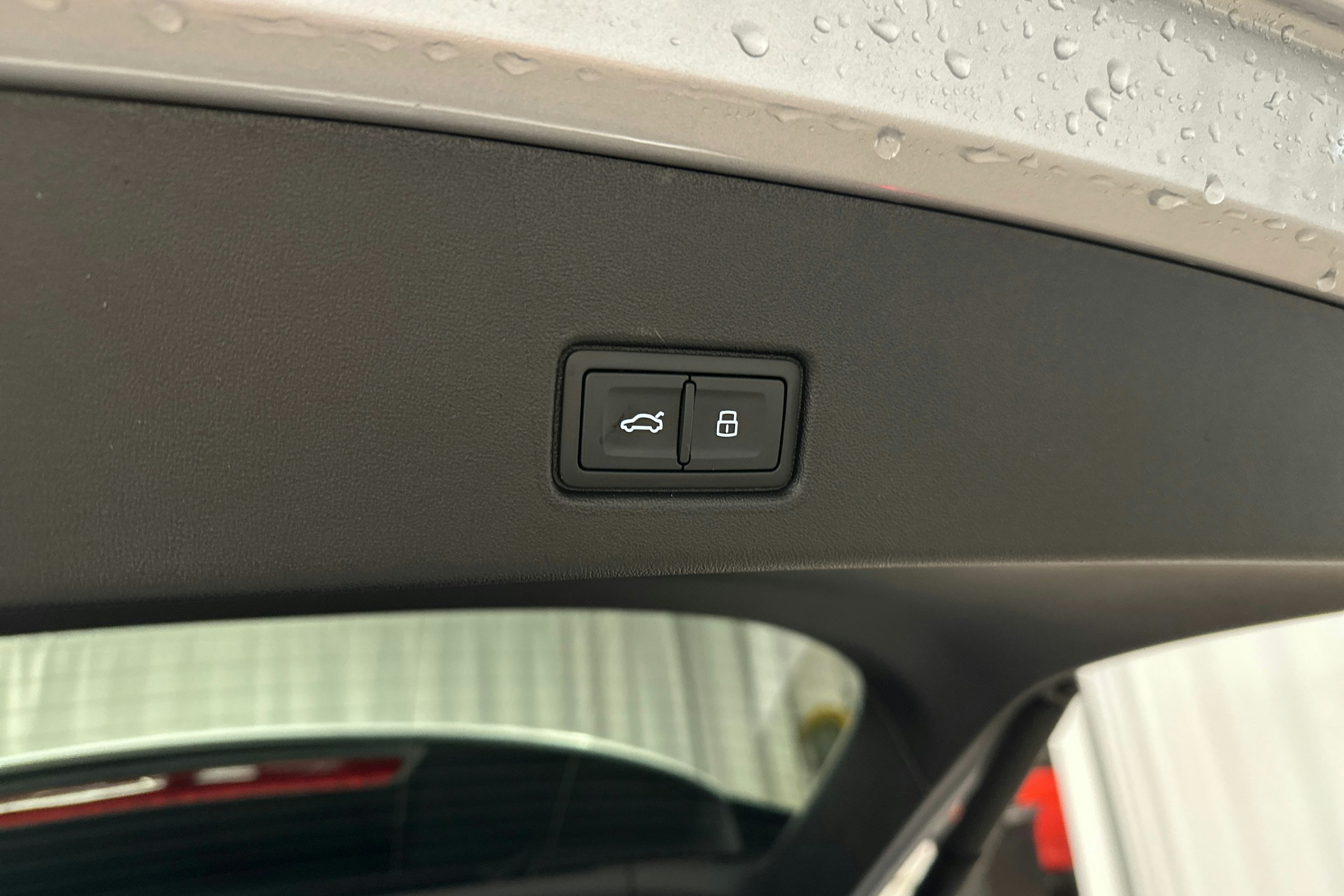 harmaa Audi Q4 e-tron 2025 kuva 31.