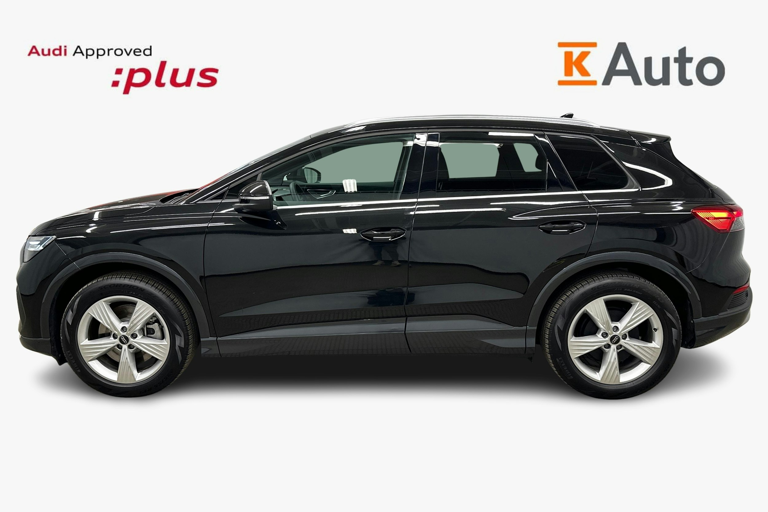 musta Audi Q4 e-tron 2025 kuva 6.