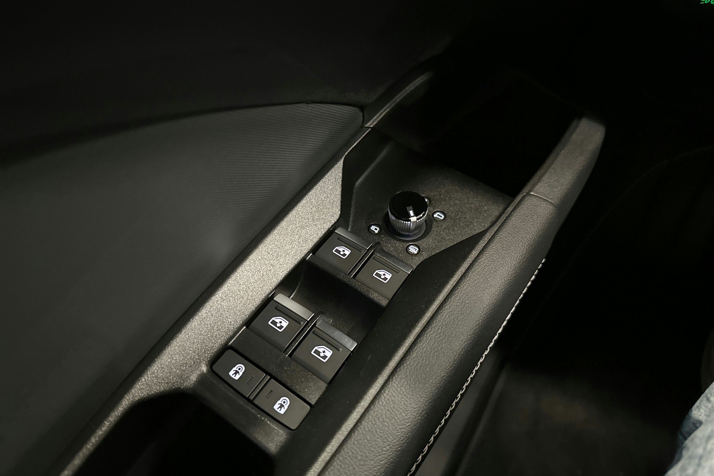musta Audi Q4 e-tron 2025 kuva 19.