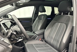 musta Audi Q4 e-tron 2025 kuva 25.