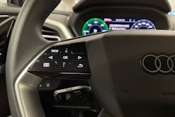 Harmaa Audi Q4 e-tron 2025 kuva 24.