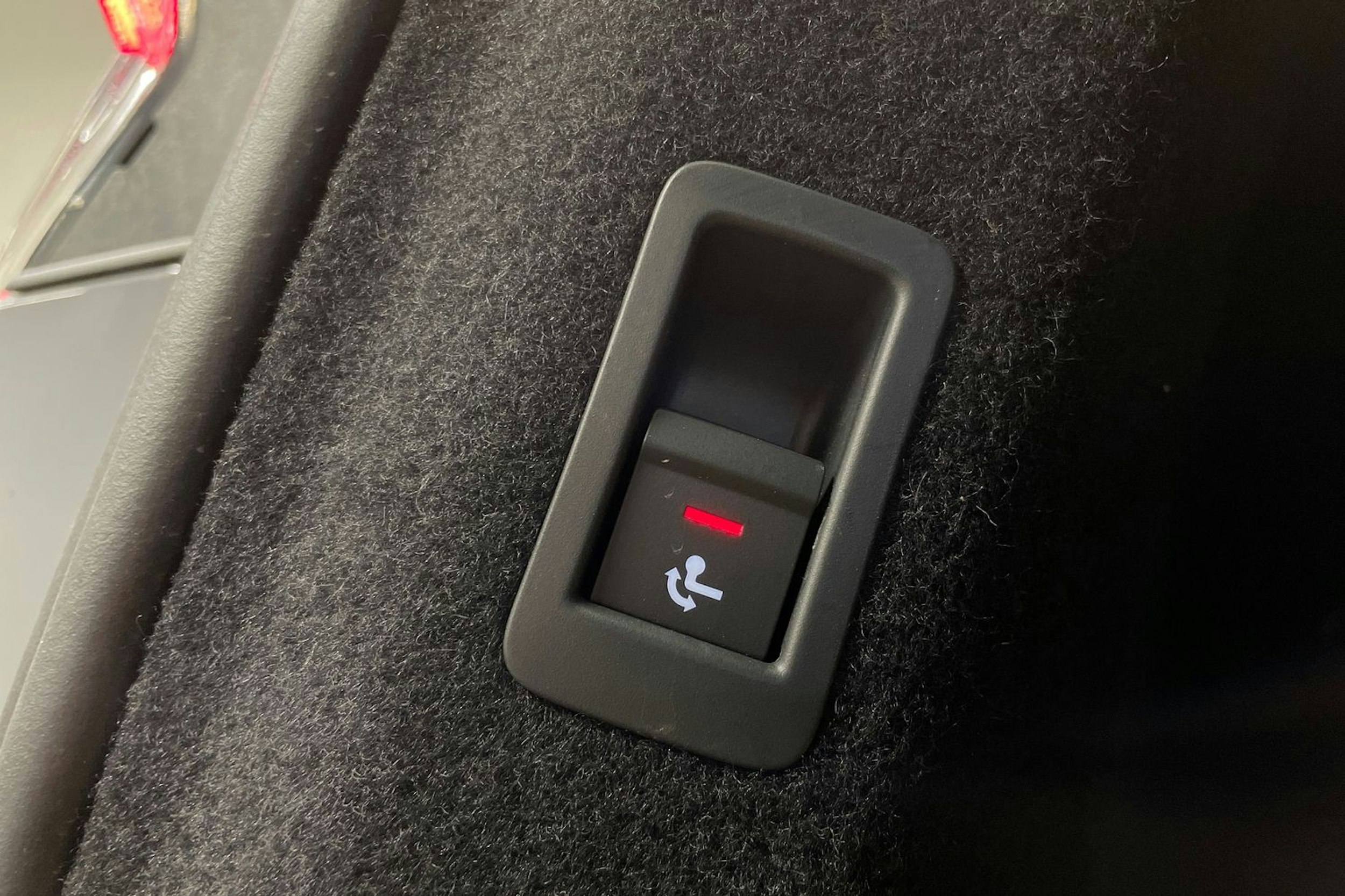 Harmaa Audi Q4 e-tron 2025 kuva 31.