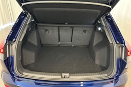 navarra sininen Audi Q4 e-tron 2025 kuva 5.