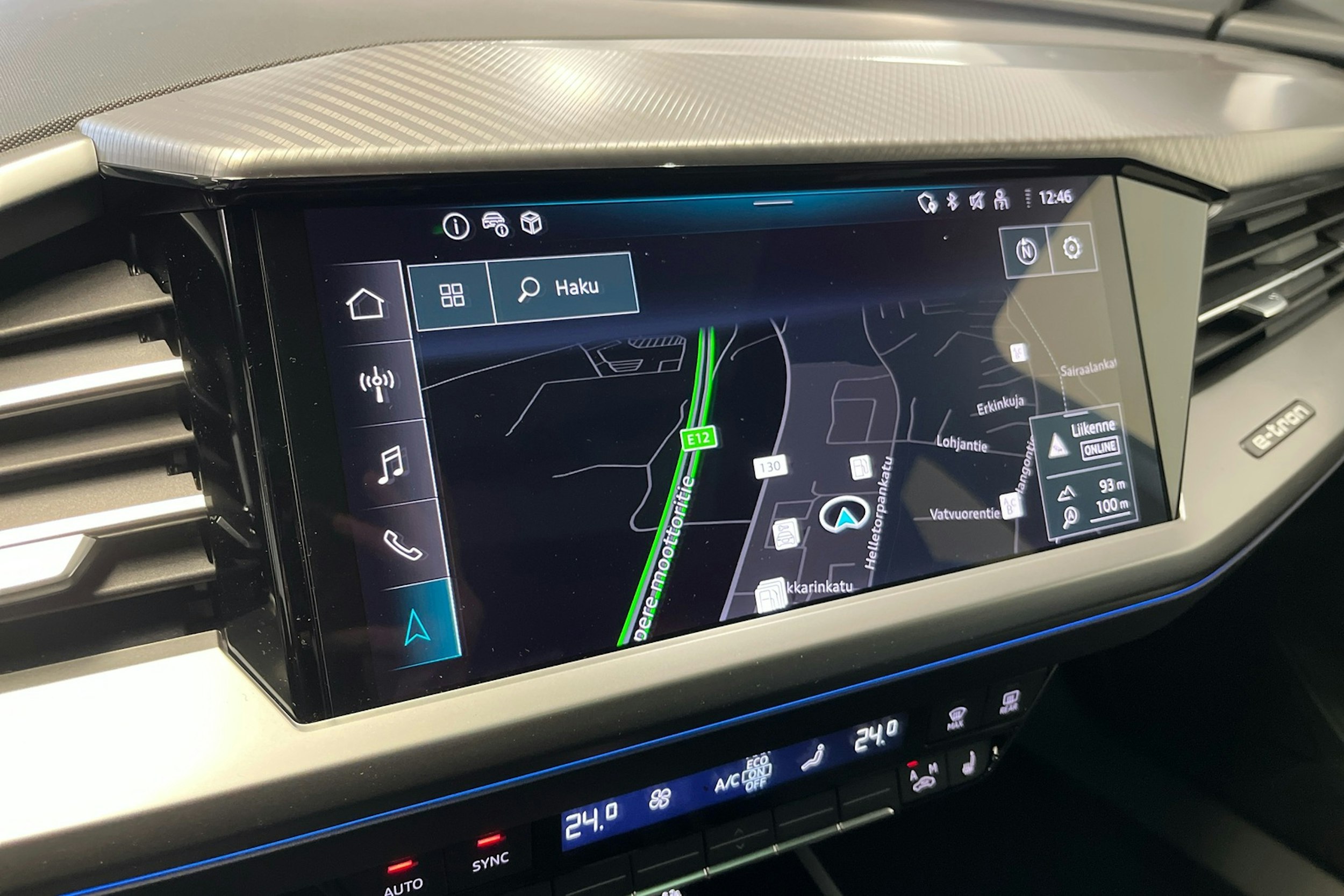 taifun harmaa Audi Q4 e-tron 2025 kuva 8.