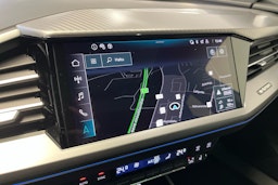 taifun harmaa Audi Q4 e-tron 2025 kuva 8.