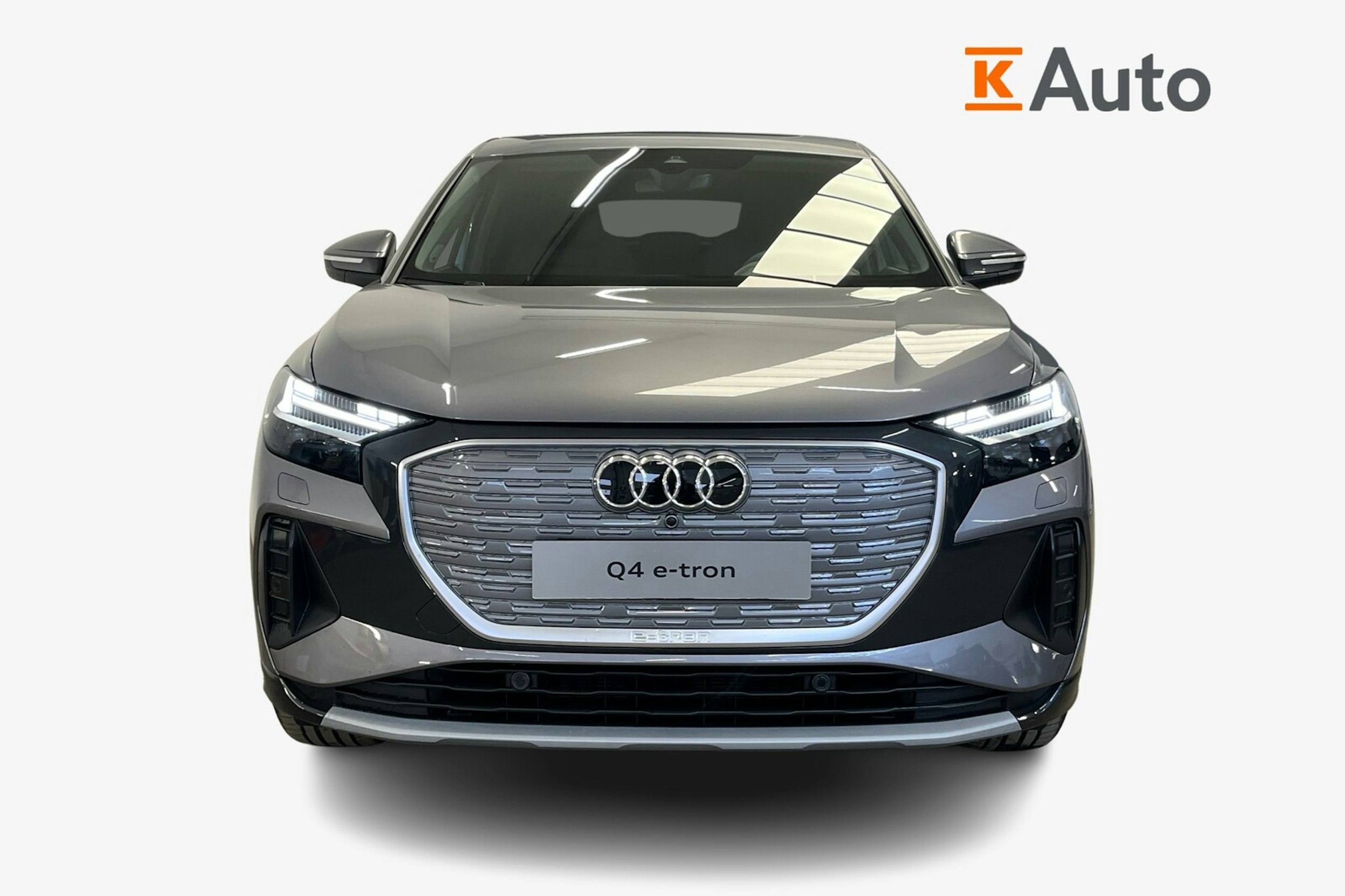 taifun harmaa Audi Q4 e-tron 2025 kuva 16.