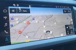 harmaa Audi Q4 e-tron 2025 kuva 11.
