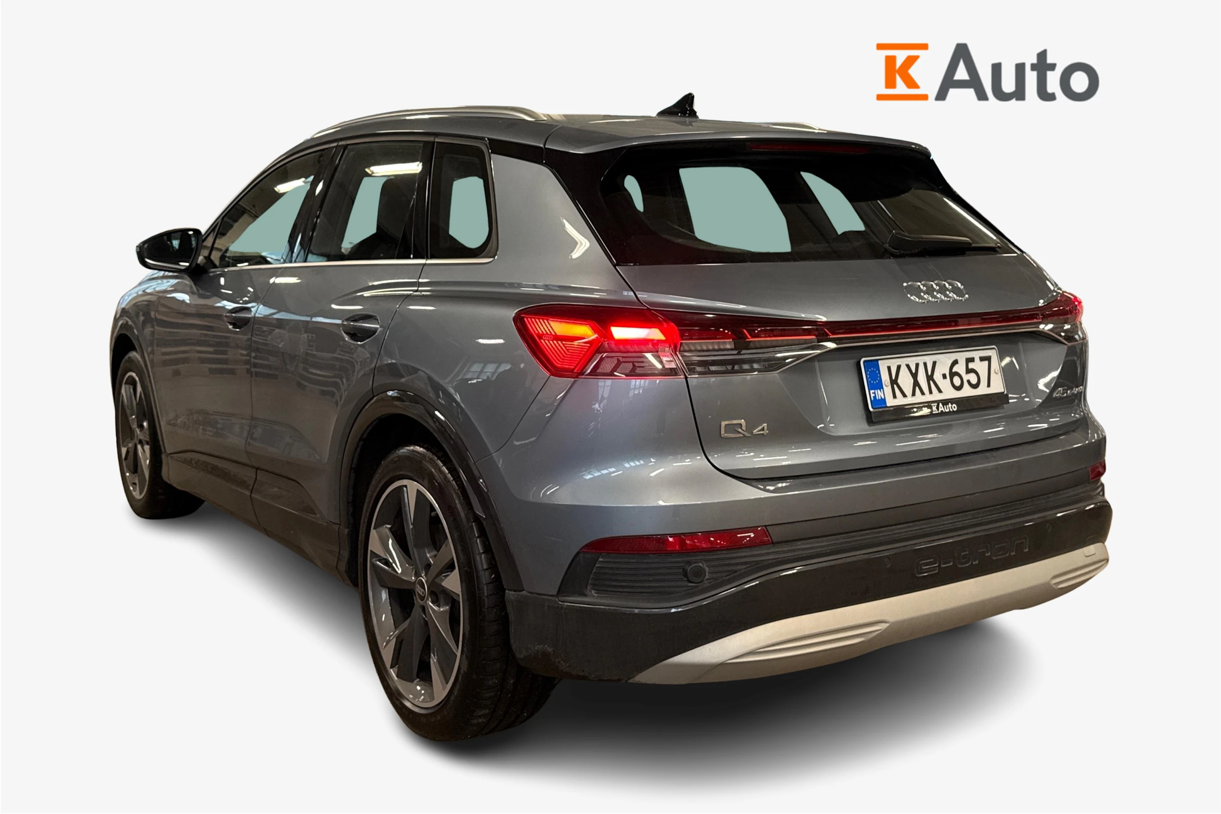sininen Audi Q4 e-tron 2025 kuva 2.