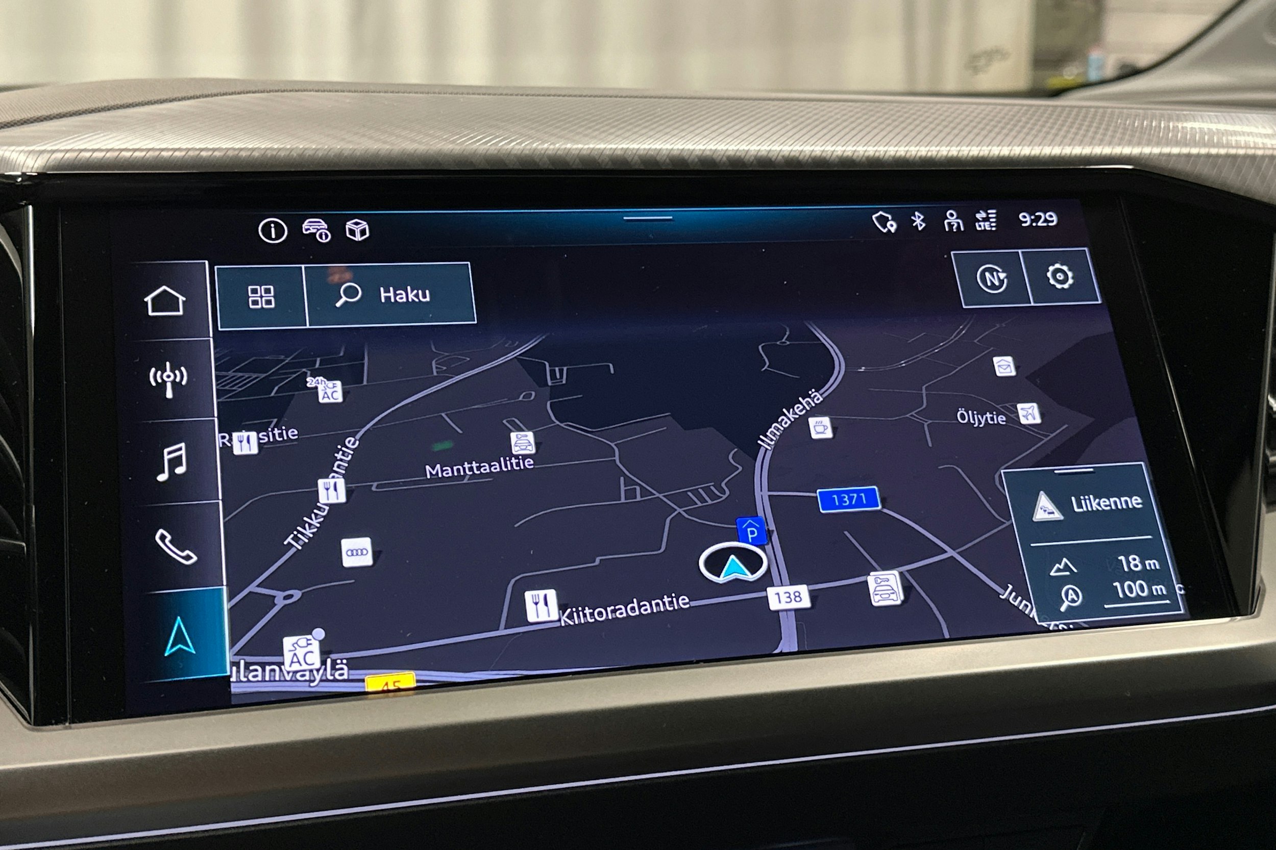 sininen Audi Q4 e-tron 2025 kuva 24.