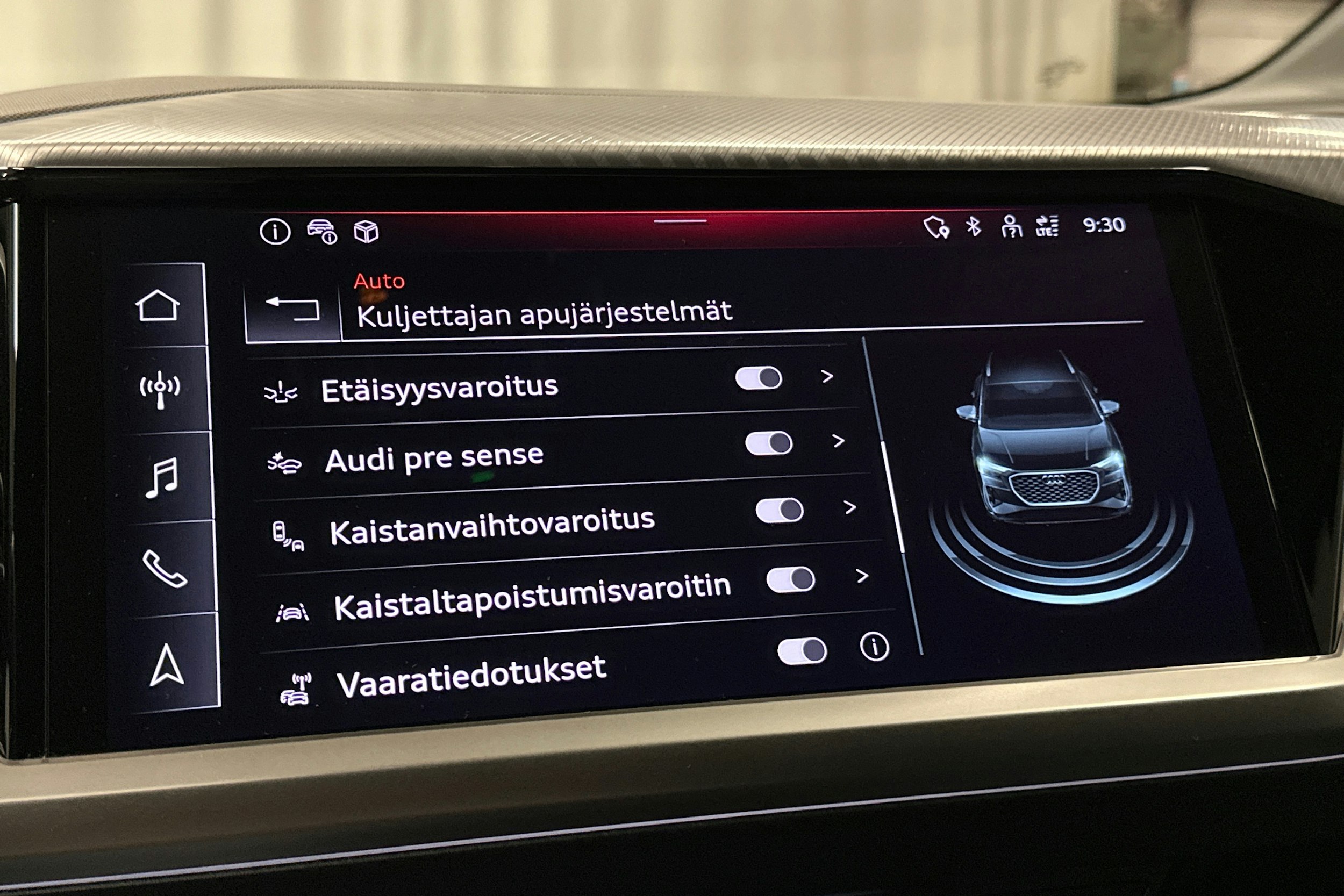 sininen Audi Q4 e-tron 2025 kuva 28.