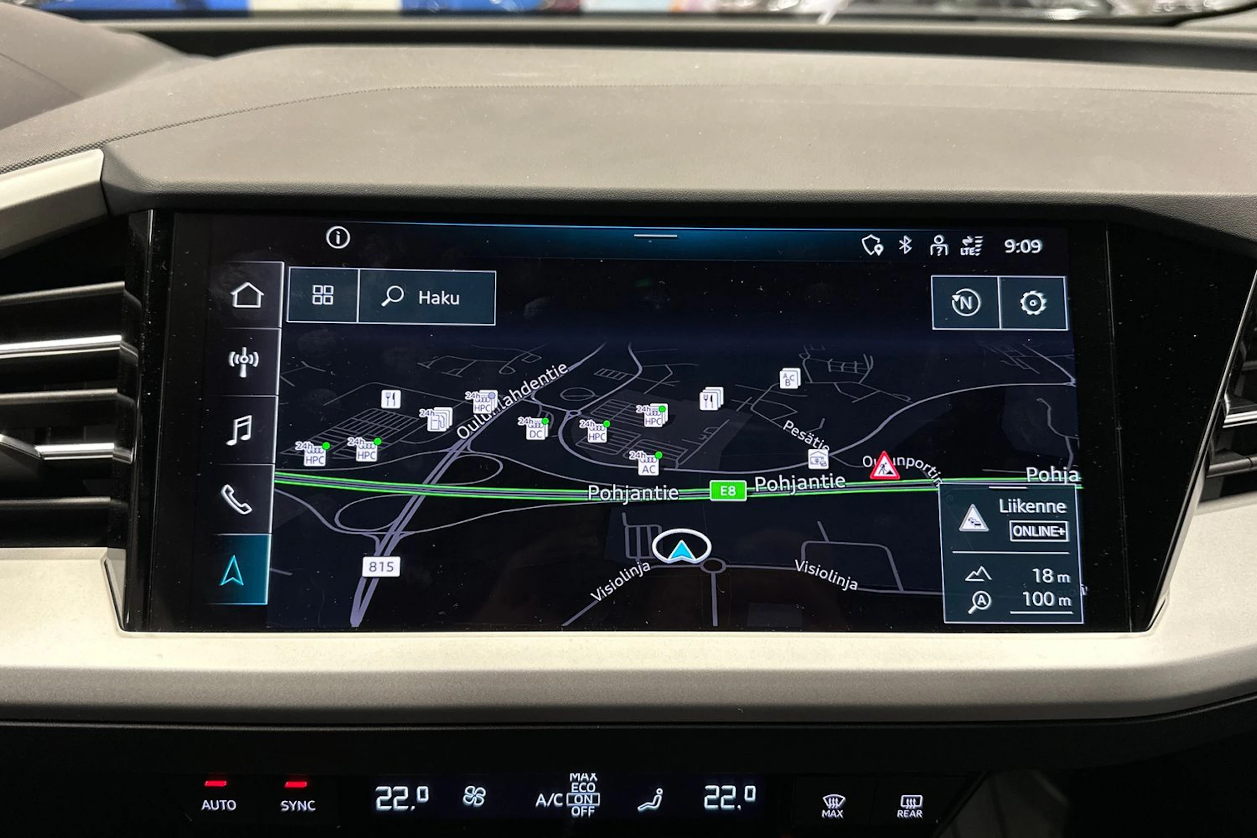 musta Audi Q4 e-tron 2025 kuva 20.