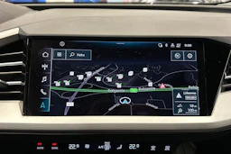 musta Audi Q4 e-tron 2025 kuva 20.