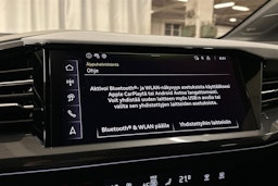 musta Audi Q4 e-tron 2025 kuva 17.