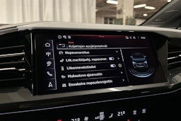 musta Audi Q4 e-tron 2025 kuva 20.