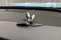 musta Audi Q4 e-tron 2025 kuva 32.