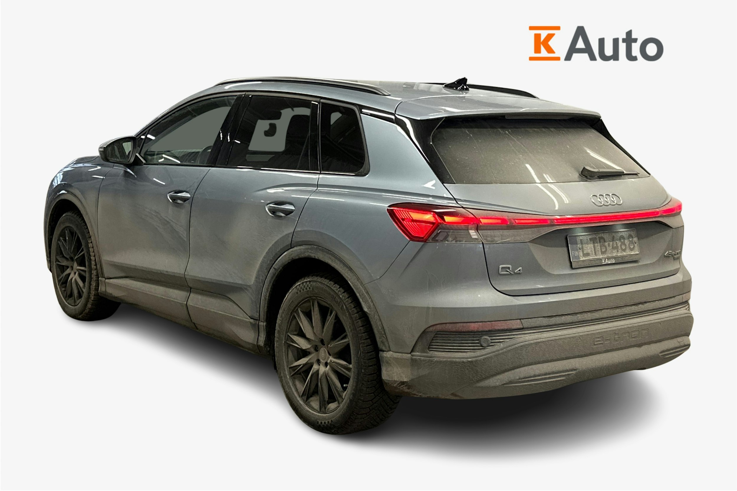 sininen Audi Q4 e-tron 2025 kuva 2.