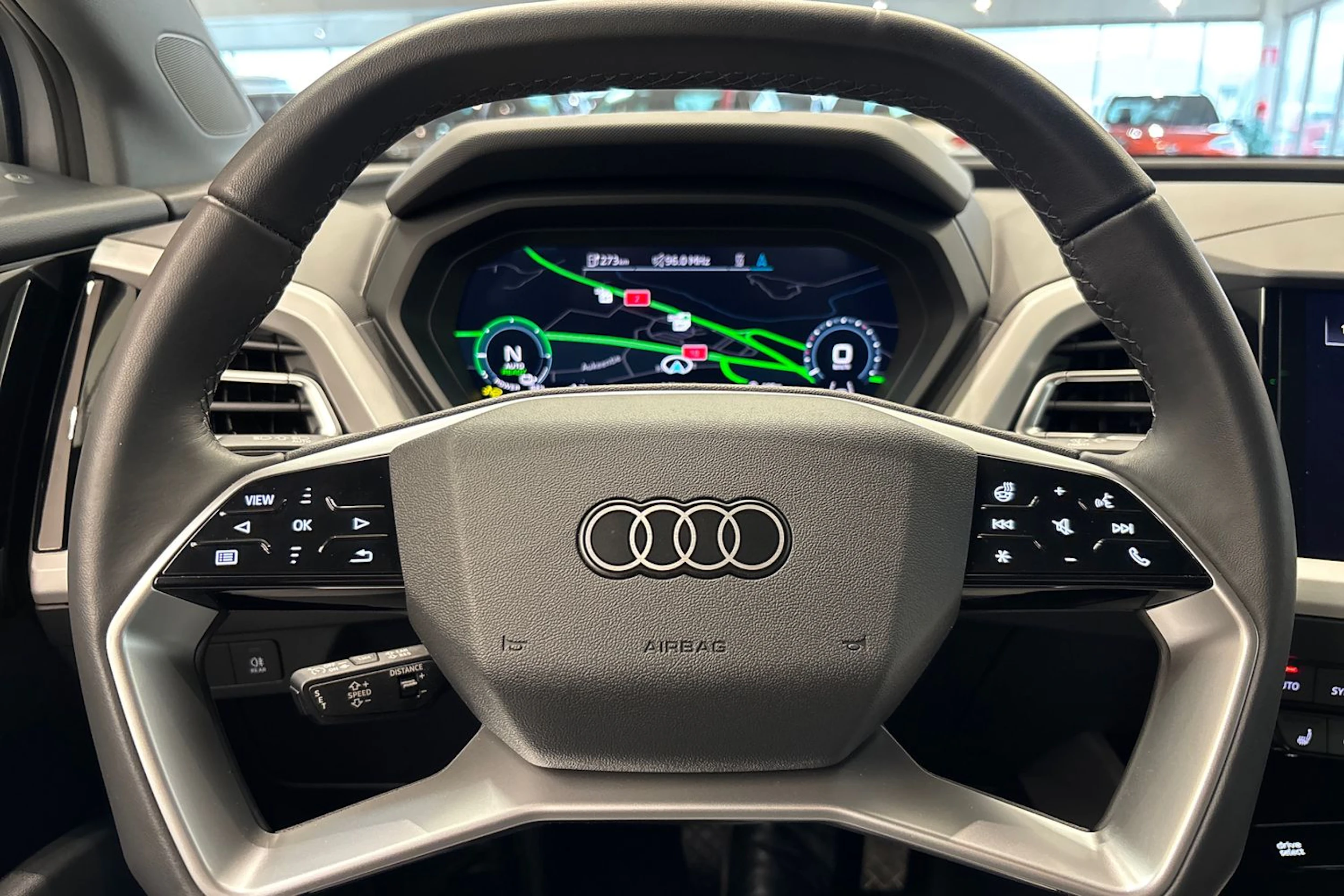 harmaa Audi Q4 e-tron 2025 kuva 14.