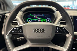 harmaa Audi Q4 e-tron 2025 kuva 14.