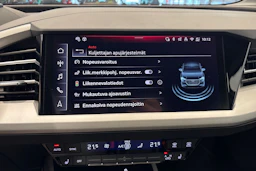 harmaa Audi Q4 e-tron 2025 kuva 26.