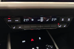 harmaa Audi Q4 e-tron 2025 kuva 30.