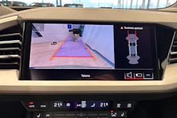 harmaa Audi Q4 e-tron 2025 kuva 33.