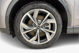 harmaa Audi Q4 e-tron 2025 kuva 11.