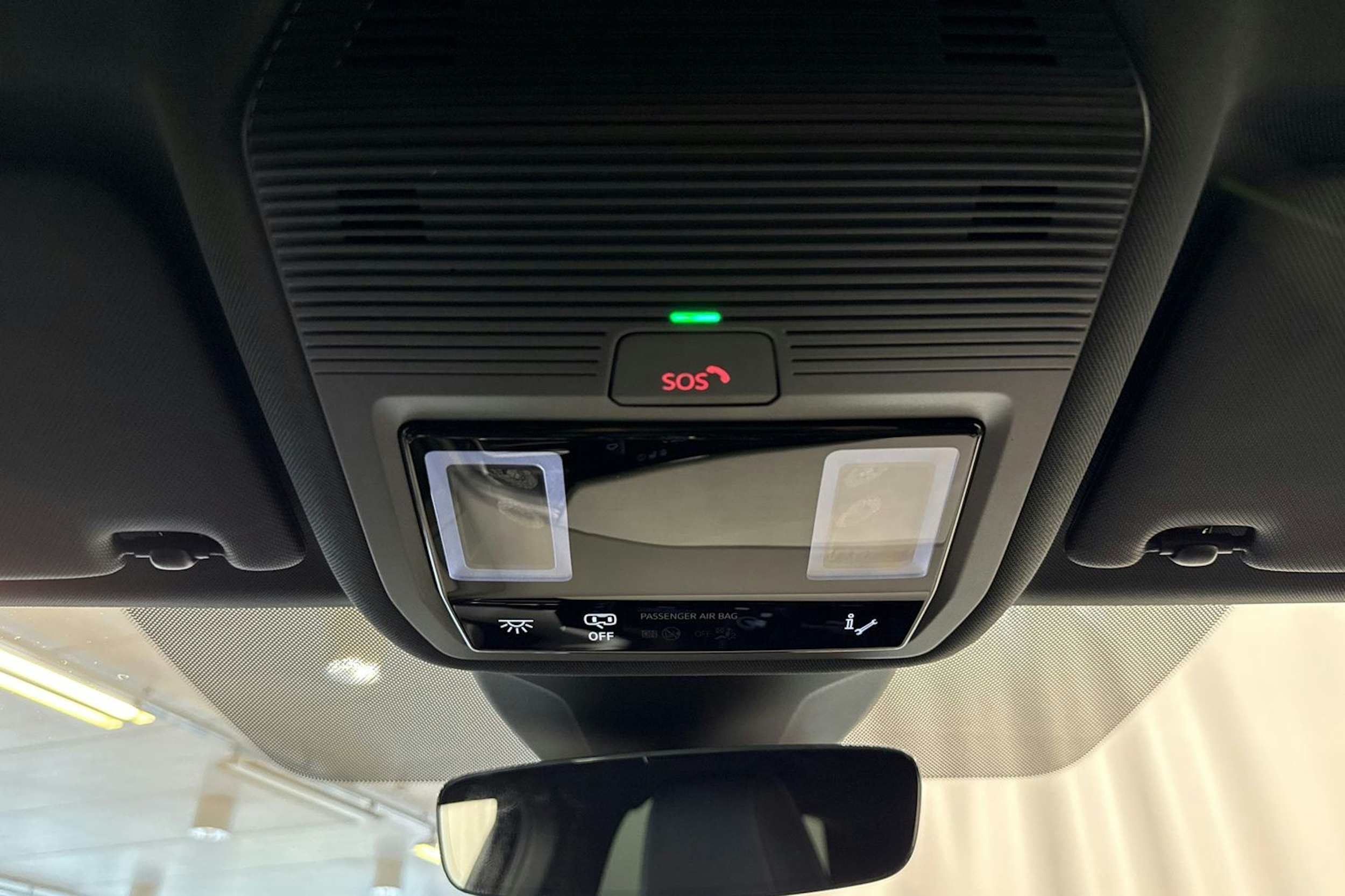 met. musta Audi Q4 e-tron 2025 kuva 36.