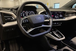 Harmaa Audi Q4 e-tron 2025 kuva 27.